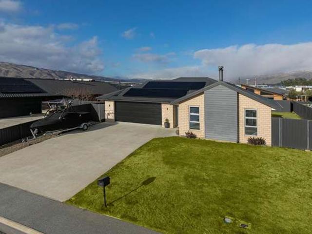 House for sale in Otakou