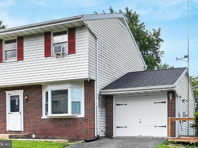 Townhouse for sale in Bausman, Pennsylvania