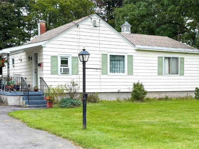 House for sale in Town of Westmoreland, Clark Mills