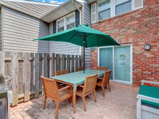 Condo for sale in Woodbury, Nassau County