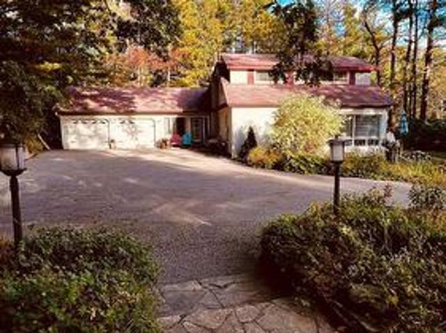 House for sale in Oro-Medonte, Central Ontario