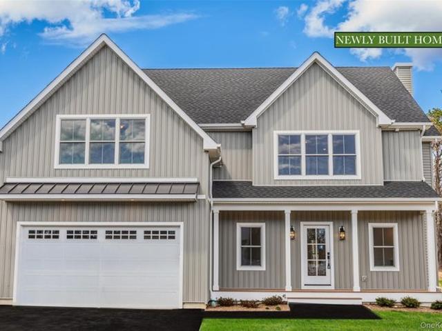 House for sale in Centereach, New York