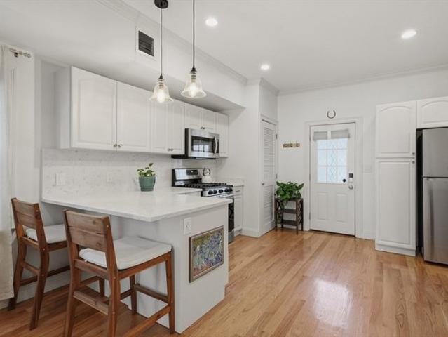 Condo for sale in Wakefield, Massachusetts
