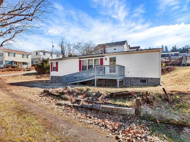 Property for sale in Belle Vernon, Pennsylvania