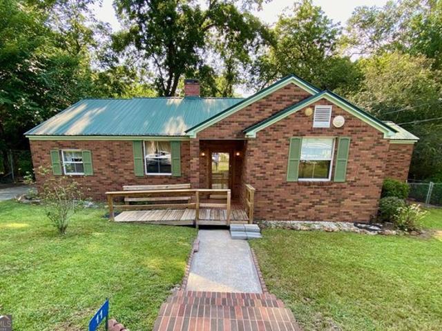 House for sale in Hawkinsville, Georgia