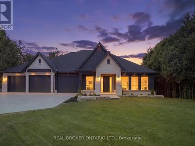 House for sale in Ontario