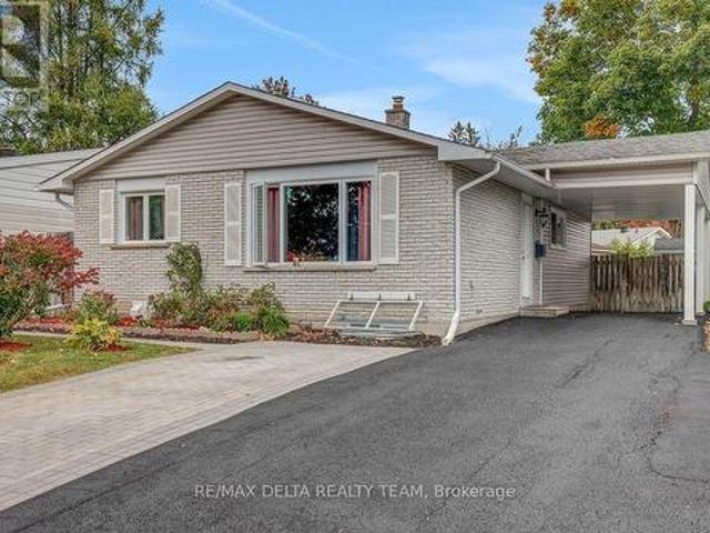 Property for sale in Glen Cairn, Ottawa