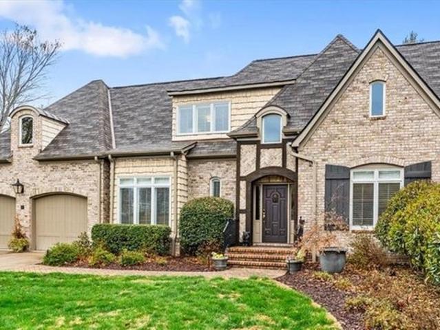 Townhouse for sale in Greensboro, Guilford County