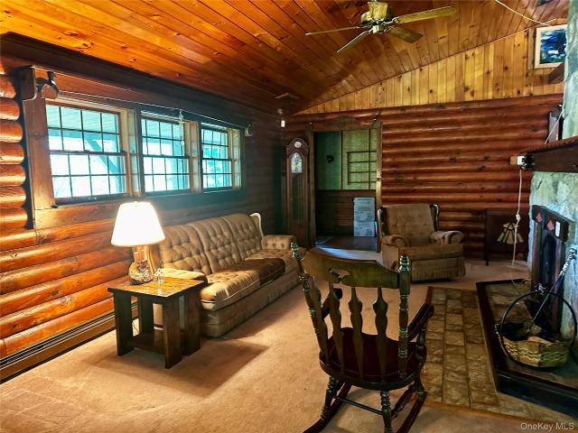 House for sale in Lloyd, New York