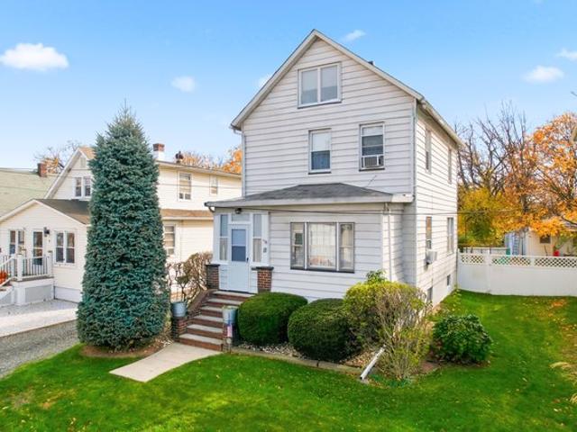 House for sale in East Brunswick, New Jersey