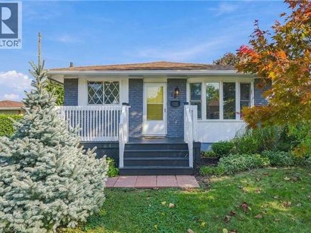 House for sale in St. Catharines, Golden Horseshoe