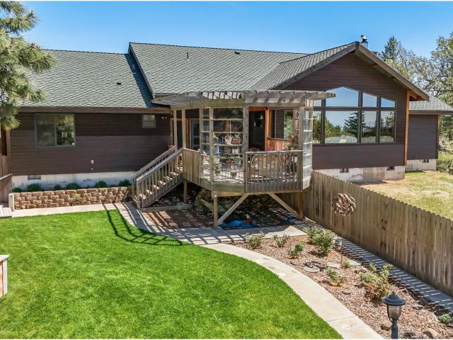 House for sale in Goldendale, Klickitat County