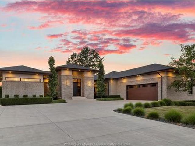 House for sale in Leamington, Ontario