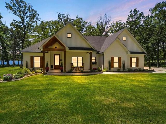 House for sale in Perryville, Perry County