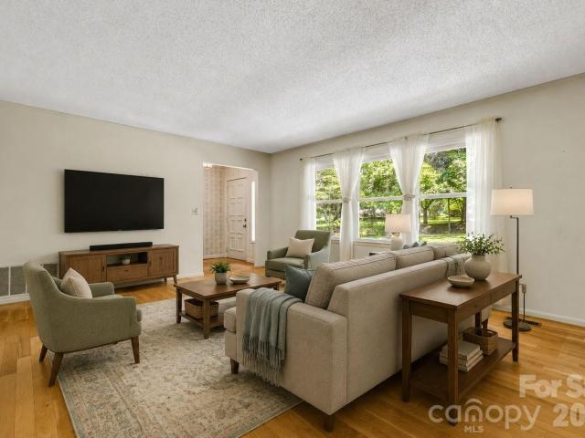 House for sale in Weaverville, North Carolina