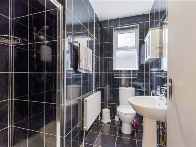 Detached House for sale in Cavan, Ulster