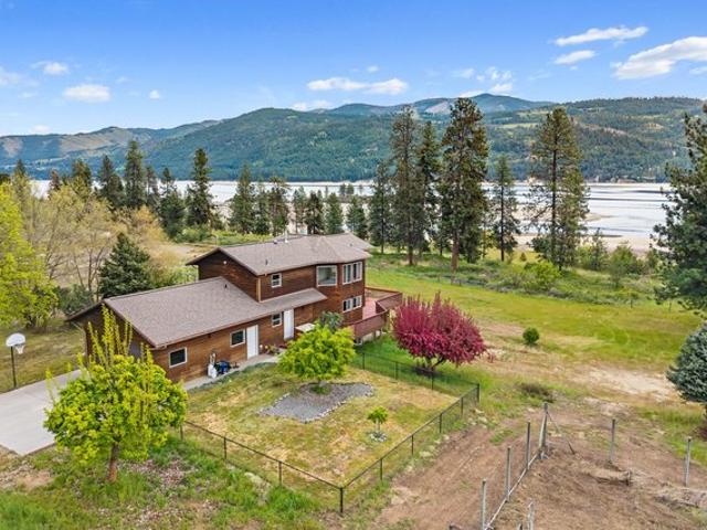 House for sale in Kettle Falls, Washington
