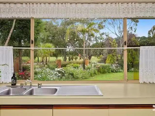 House for rent in Winthrop, Western Australia