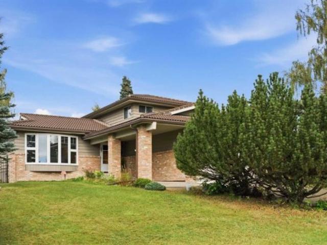 House for sale in Edgemont, Calgary
