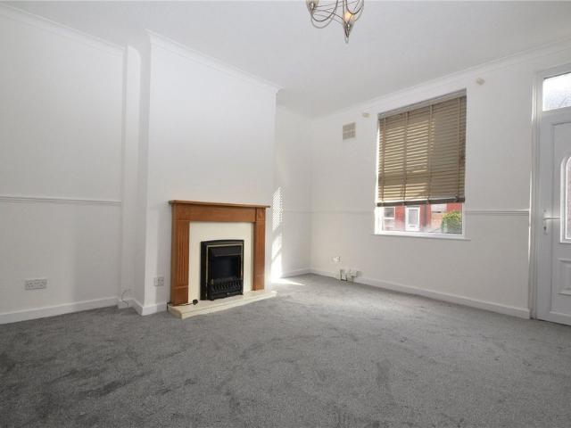 House for rent in Moor End, Leeds