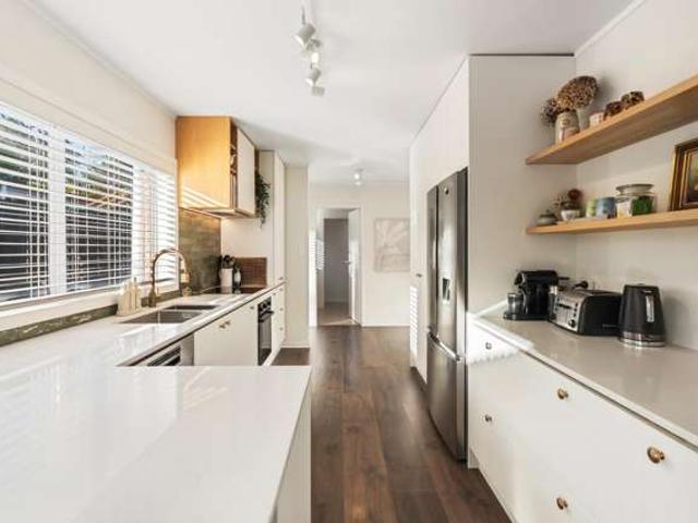 House for sale in Papakura