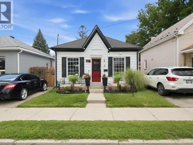 House for sale in Brant, Ontario