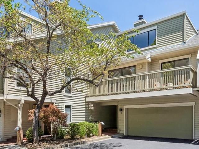 Condo for sale in Mill Valley, California