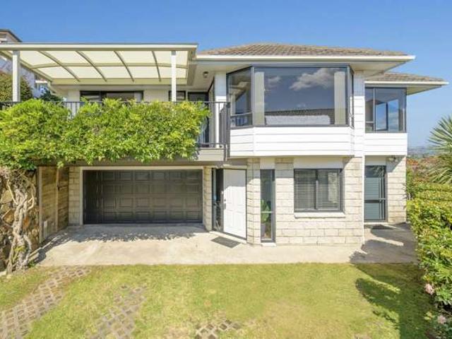 House for sale in Omokoroa, Bay Of Plenty