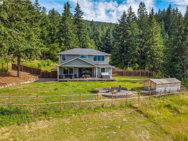 House for sale in White Salmon, Washington