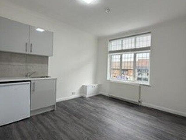 Studio for rent in Petts Wood, Greater London