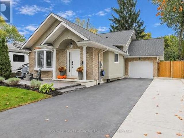 House for sale in Fonthill, Pelham