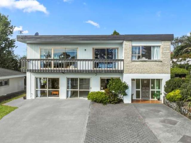 House for sale in Wairau Valley