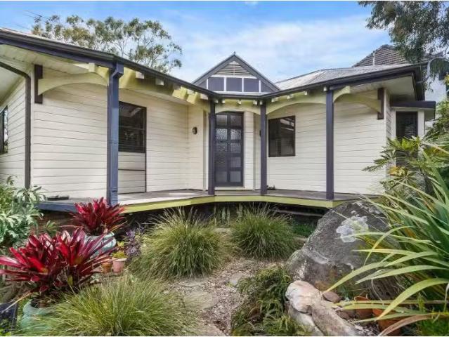 House for rent in Wollongong West, New South Wales