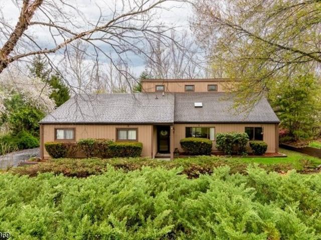 House for sale in Glen Gardner, New Jersey