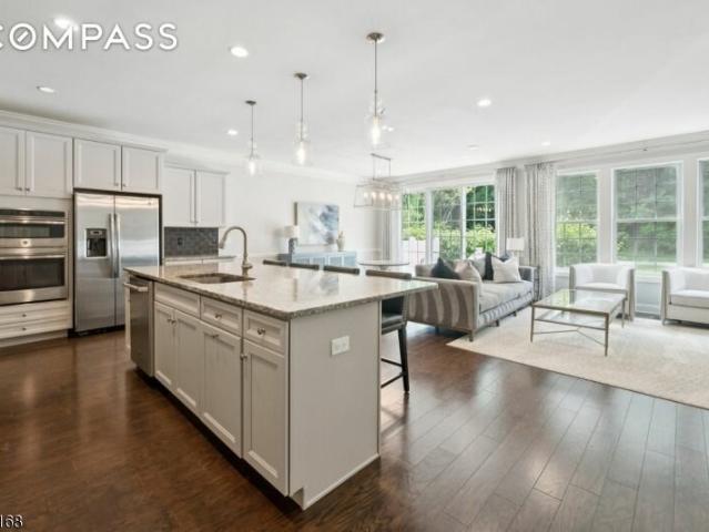 Townhouse for sale in Morristown