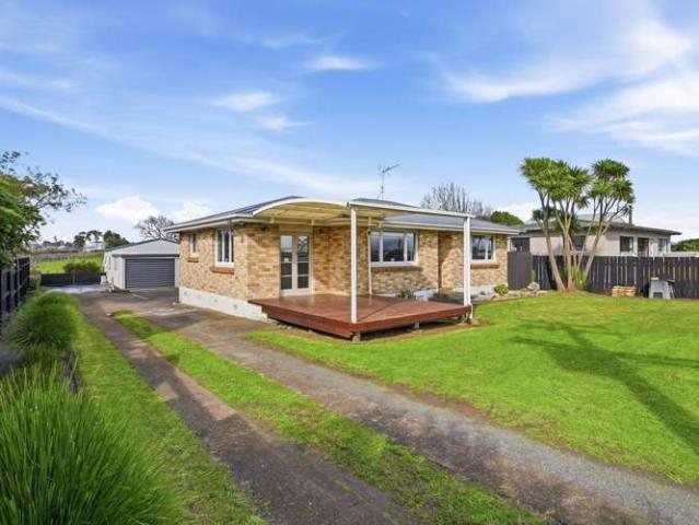 House for sale in Awhitu, Oroua County