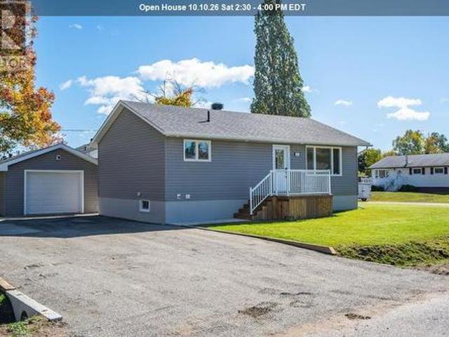House for sale in Sault Ste. Marie, Northeastern Ontario