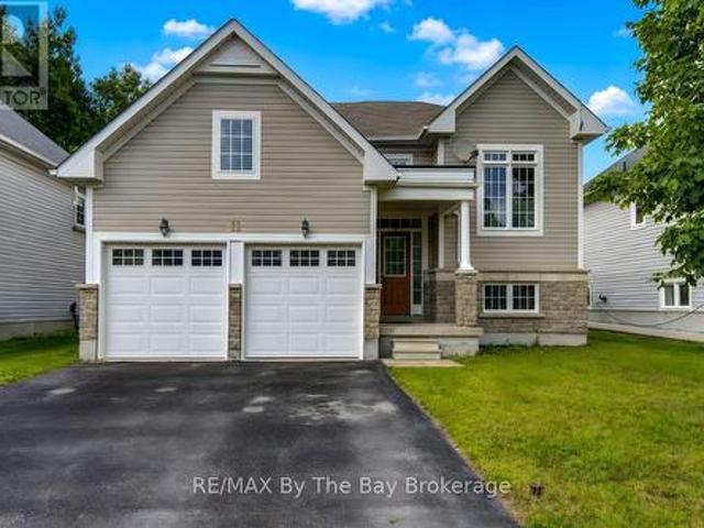 House for sale in Wasaga Beach, Ontario