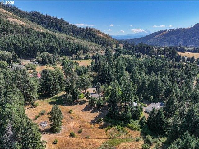 House for sale in White Salmon, Washington