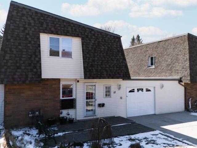 Townhouse for sale in Saint Albert, Alberta