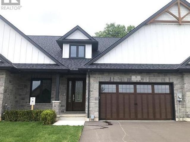 House for sale in Tillsonburg, Ontario