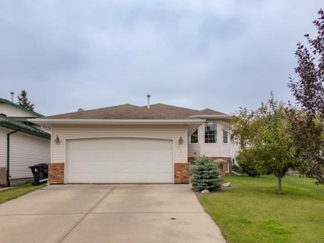 House for sale in Spruce Grove, Alberta