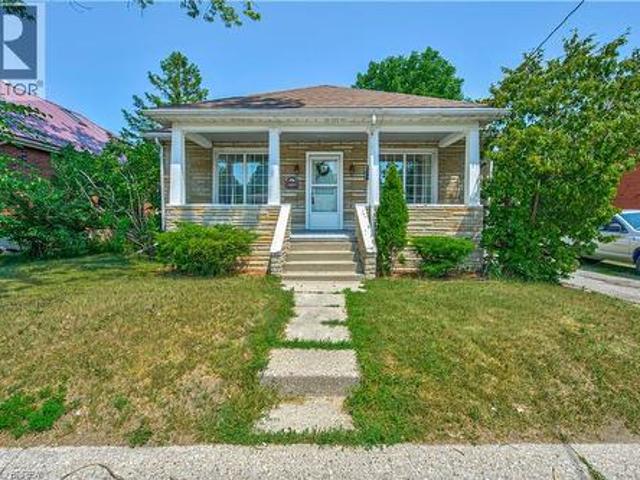 House for sale in Brant, Ontario