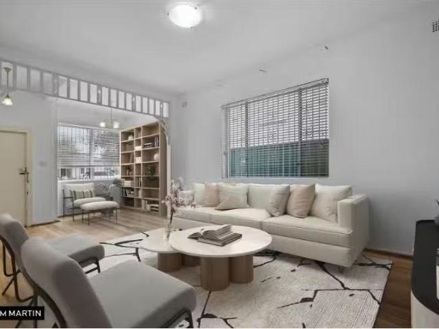 House for rent in Eastlakes