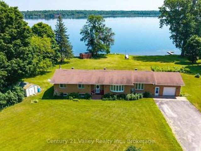 House for sale in Renfrew, Ontario