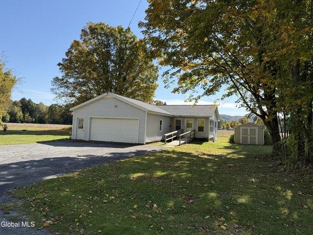 House for sale in Hartman, Town of Queensbury