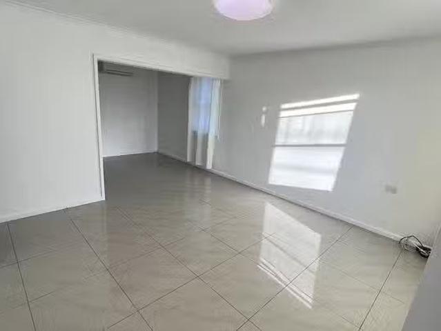 House for rent in Canley Heights