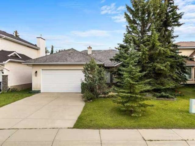 House for sale in Hawkwood, Calgary