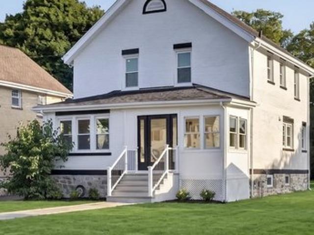 House for sale in Cos Cob, Connecticut