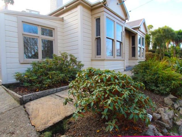 House for rent in Otakou